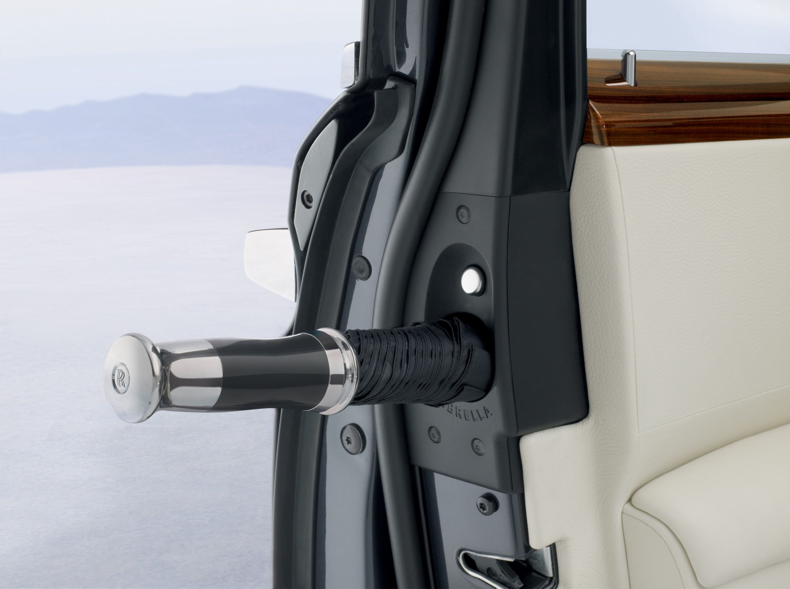 Текущая версия Rolls-Royce Ghost: интерьер