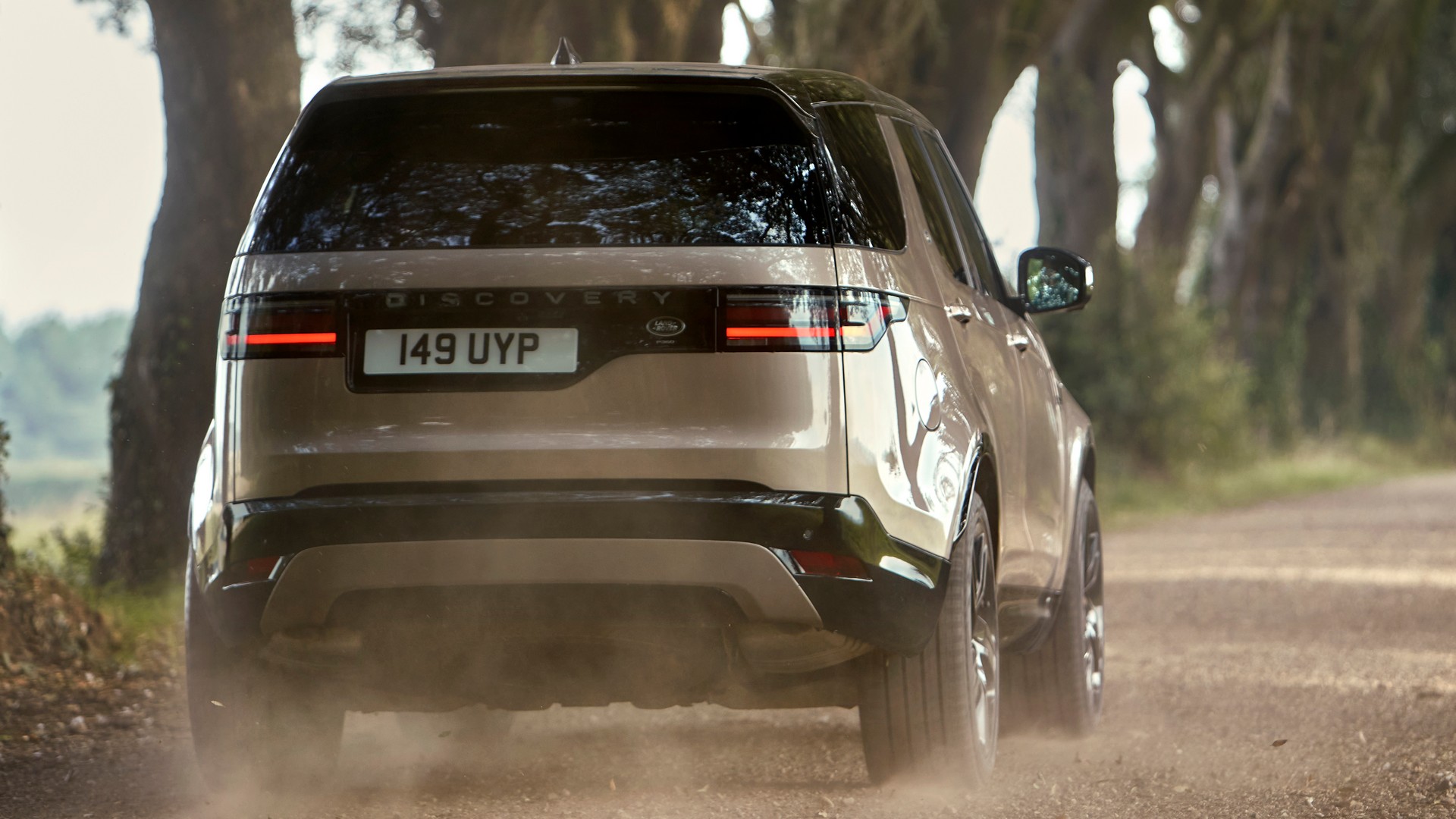 Land Rover Discovery 5 поколения рестайлинг