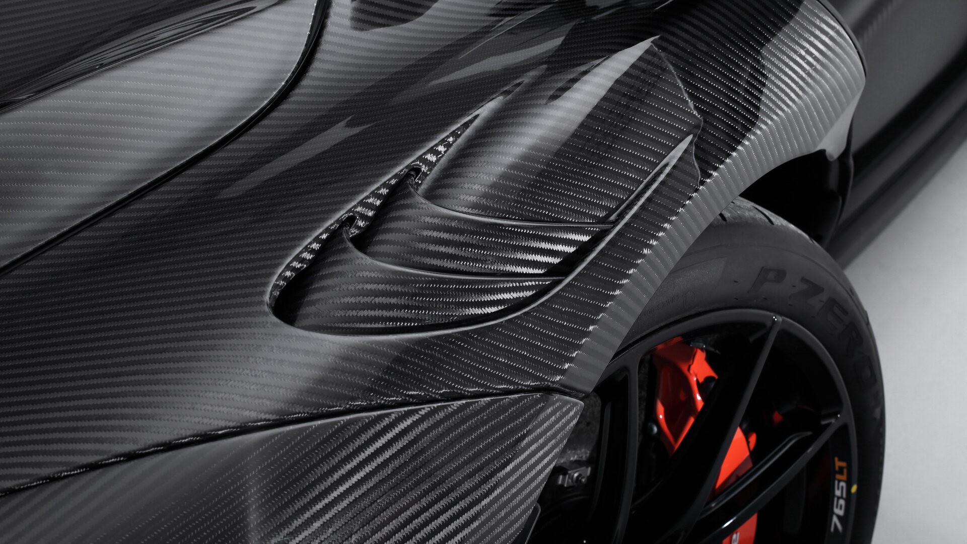 McLaren 765 LT Carbon Edition