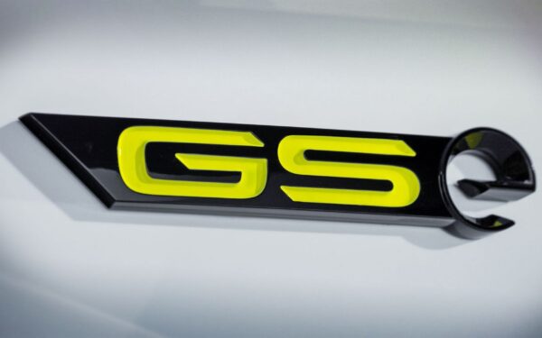 Новый значок Opel GSe